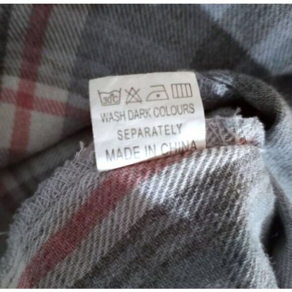 SHEIN GRAY, BLUE, & PINK PLAID FLANNEL SHIRT SZ.XS EUC. - Picture 6 of 7